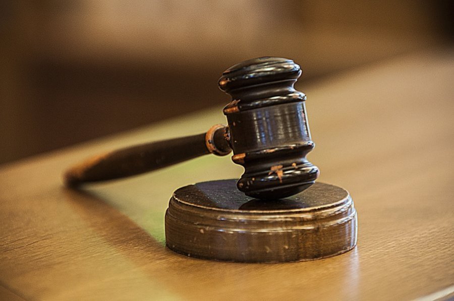 毒虫弑父母案被告在高庭面控,认罪未决