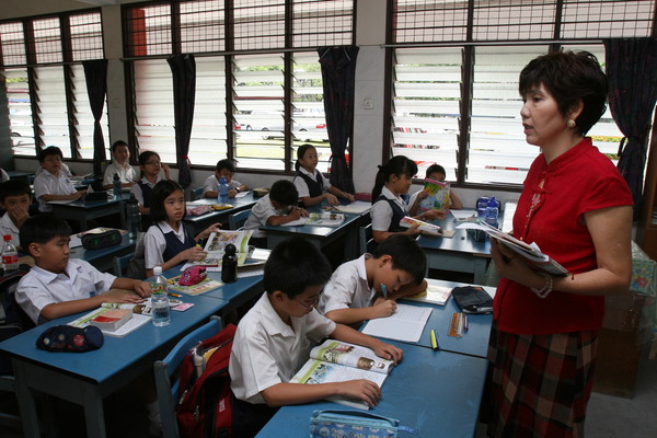 “东马自治权与石油税收问题”