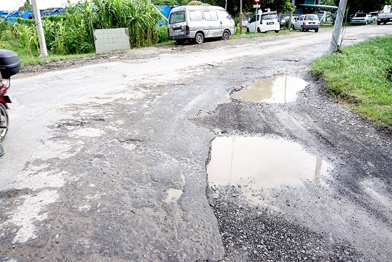 “东马自治权与石油税收问题”
