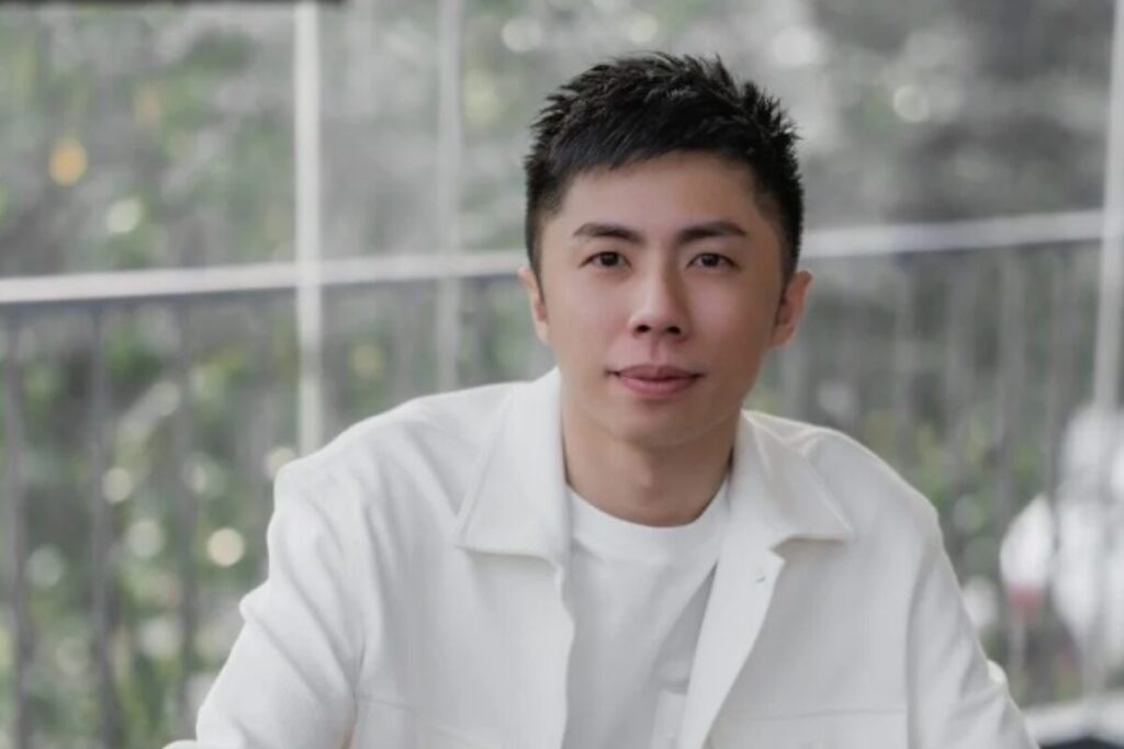 Dr Kervis 公仔亮相